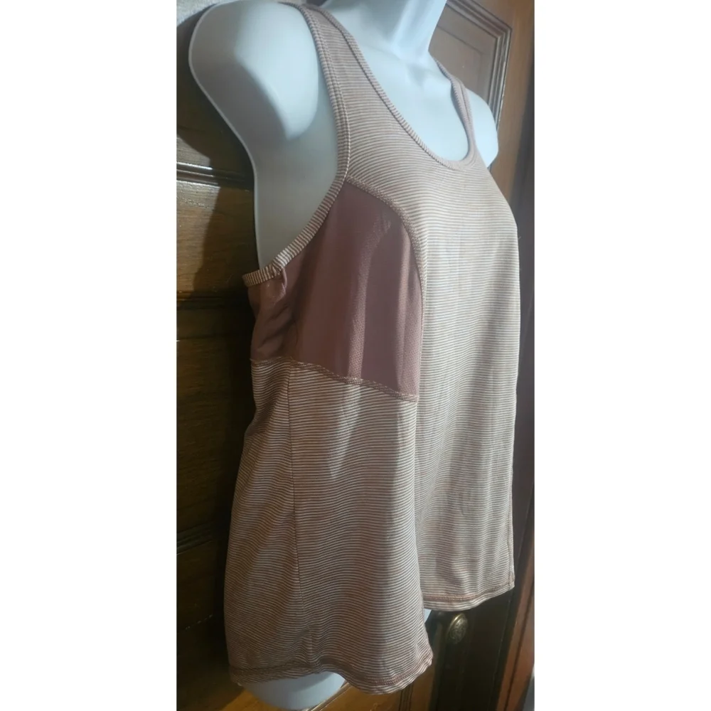 Xersion EverAir Essential Racerback Performance Tank - Picture 6 of 13